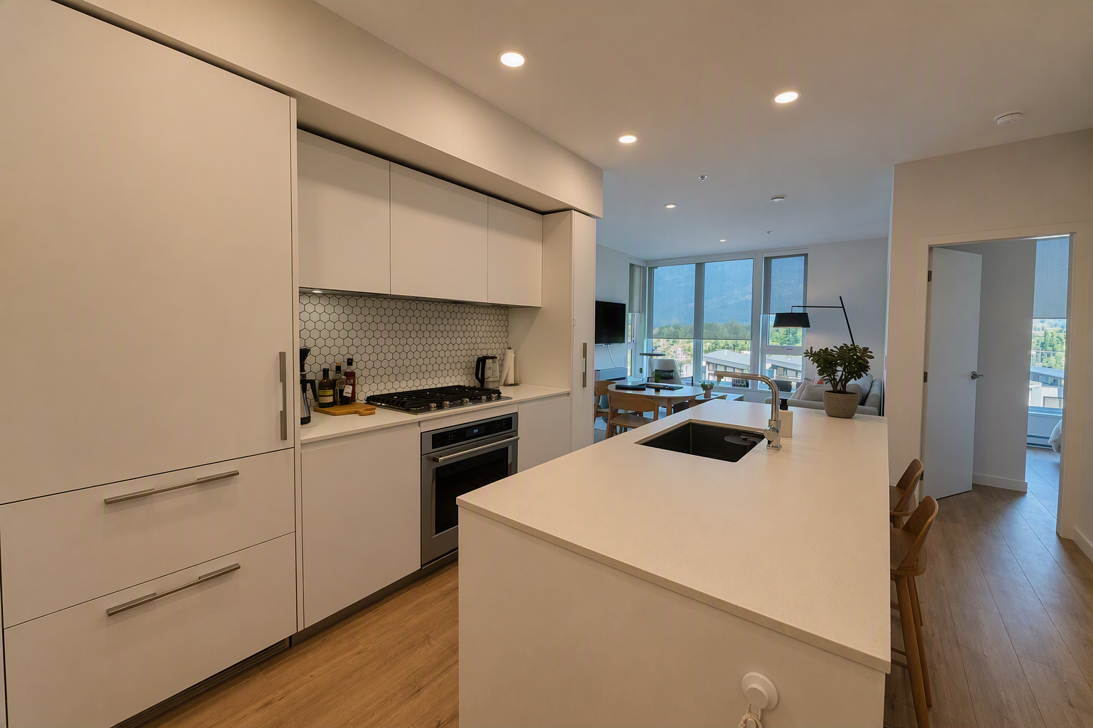 403 1504 Scott Crescent - 1