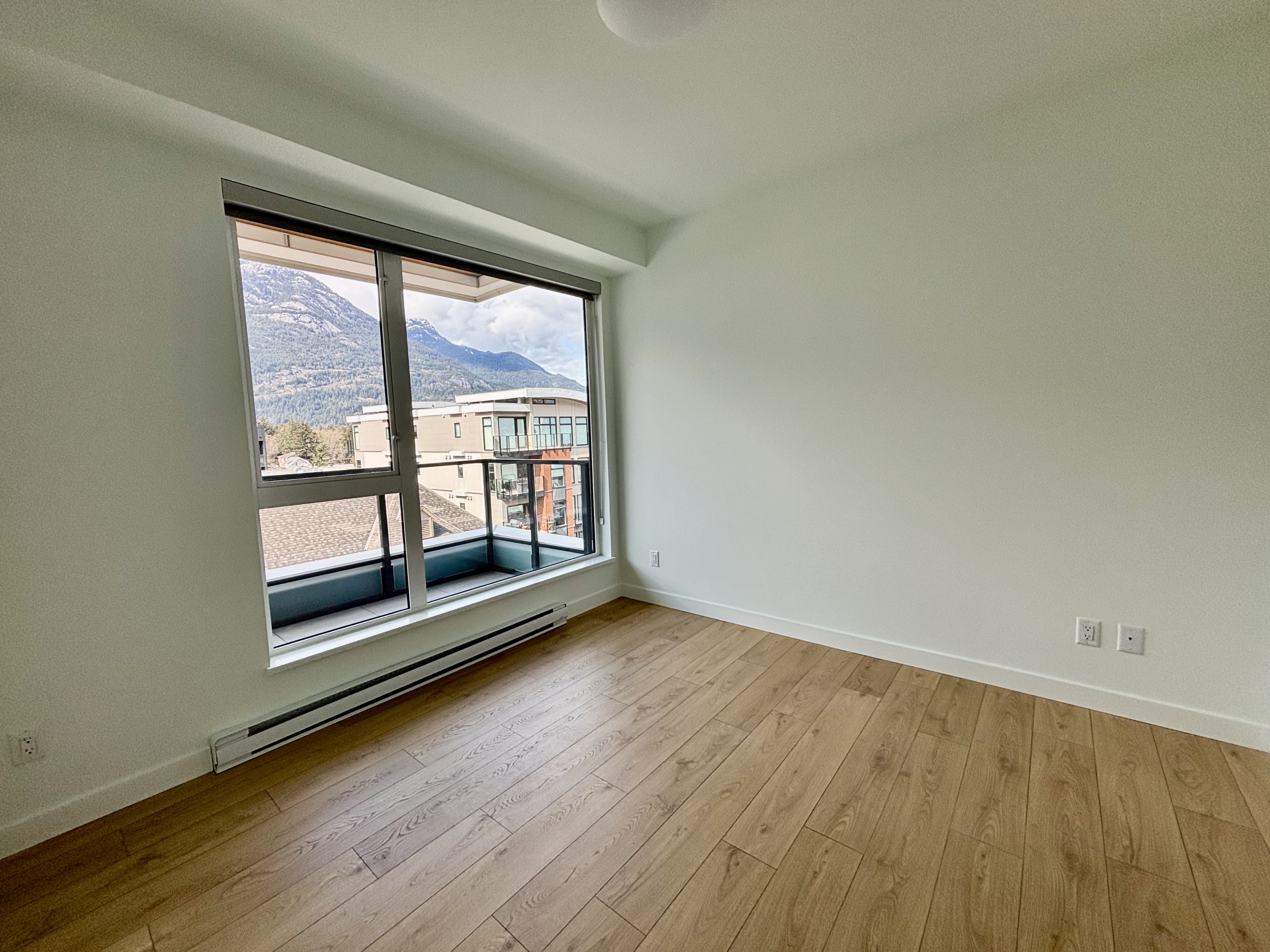 #607 - 1365 Victoria Street - 1
